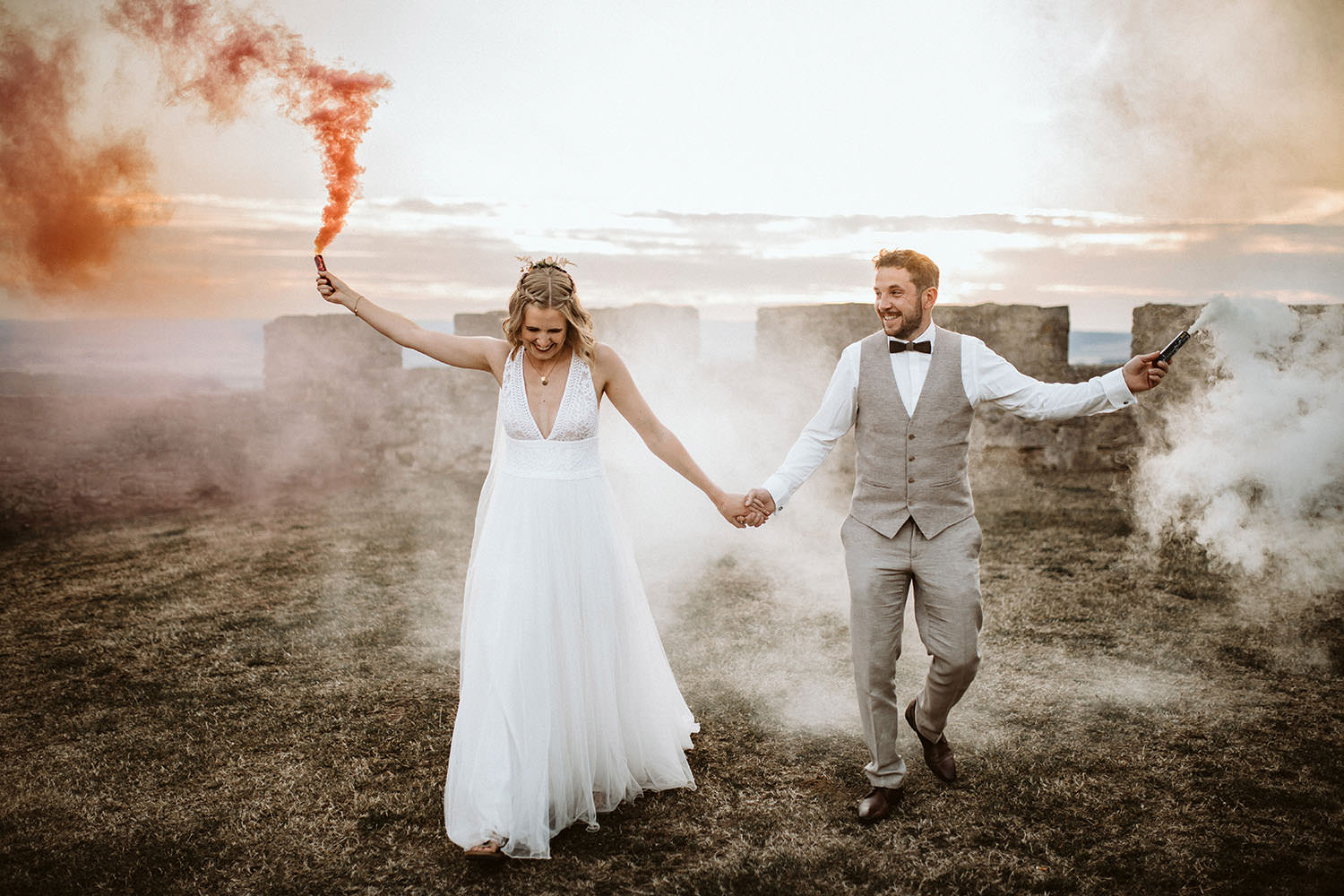 Hochzeitsfotograf Brautpaarshooting Rauchbombe