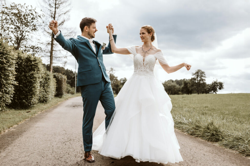 Brautpaarshooting natürlich authentisch