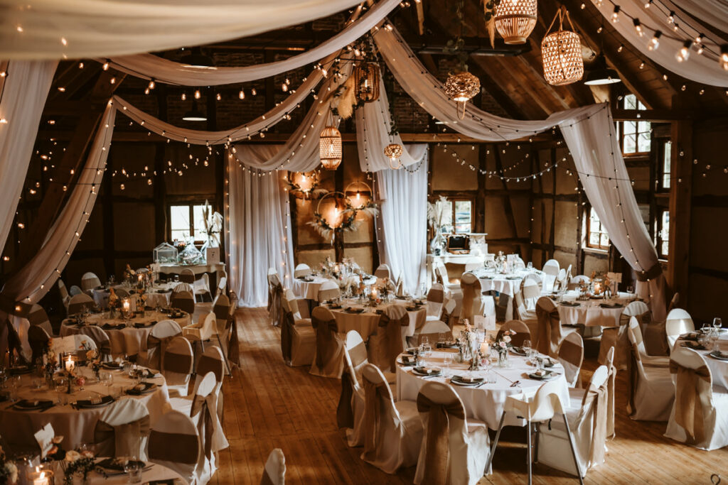 Hochzeitslocation Scheune Landhotel Waldhaus