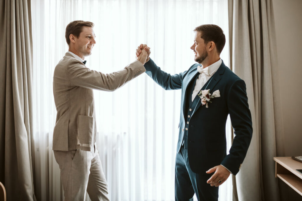 Bräutigam Trauzeuge Hochzeitsreportage